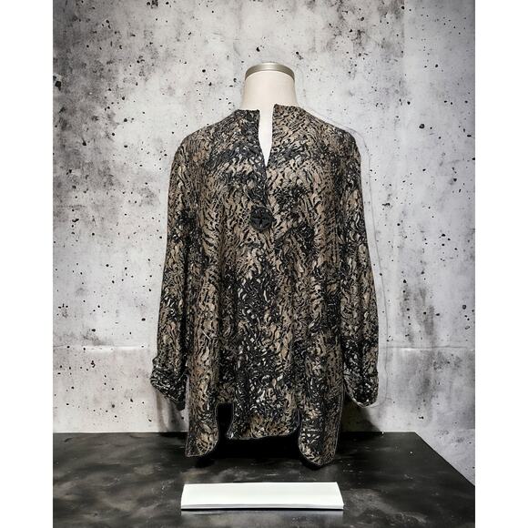 Come N See Size 2X Black and Gold Lace Light Weight Jacket - Picture 1 of 4